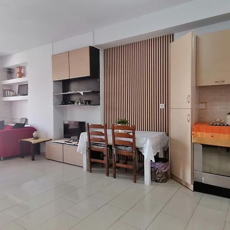 Pergamos Apartment Mytilíni Dış mekan fotoğraf